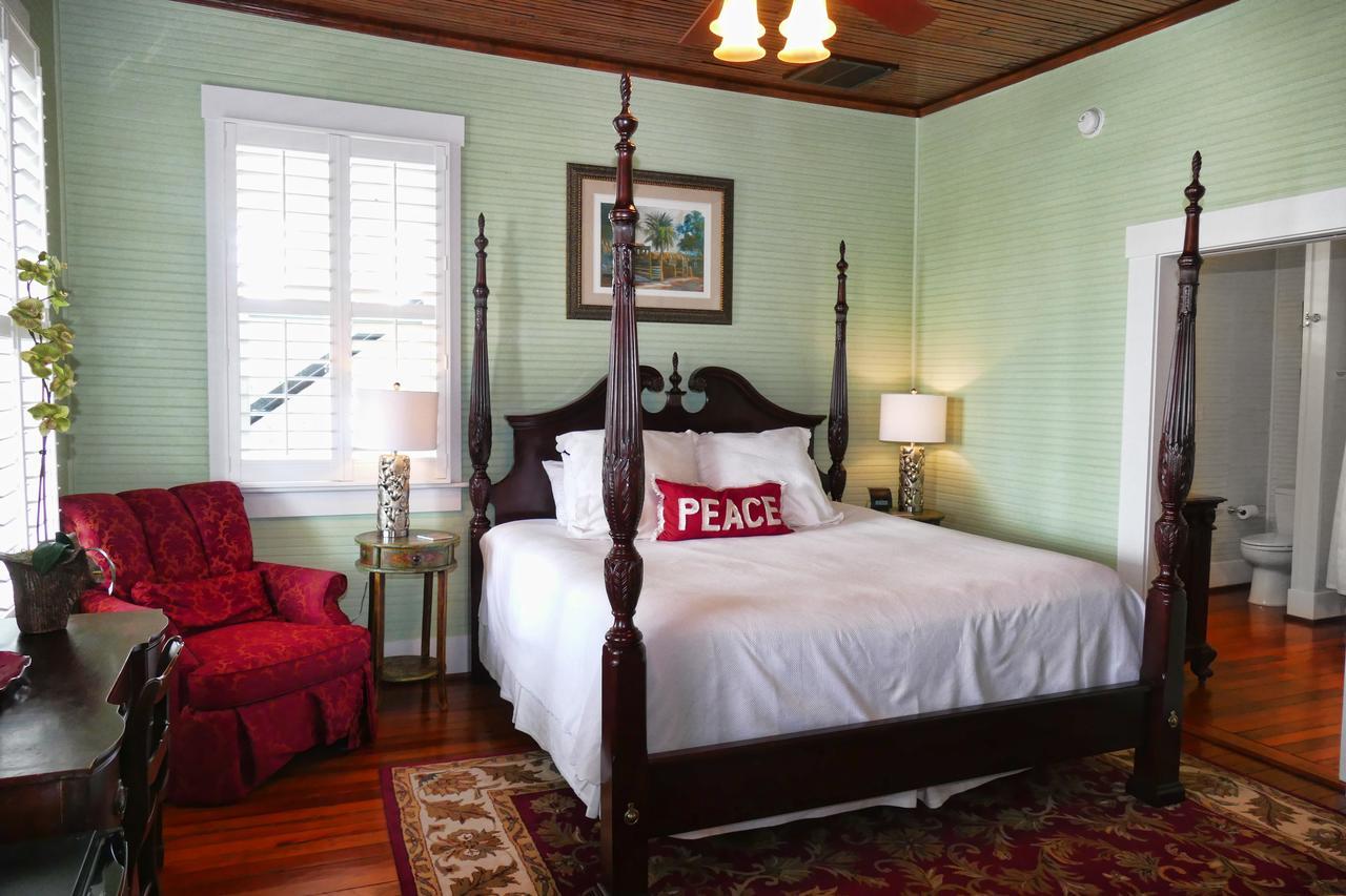 Beachview Inn And Spa 티베아일랜드 외부 사진